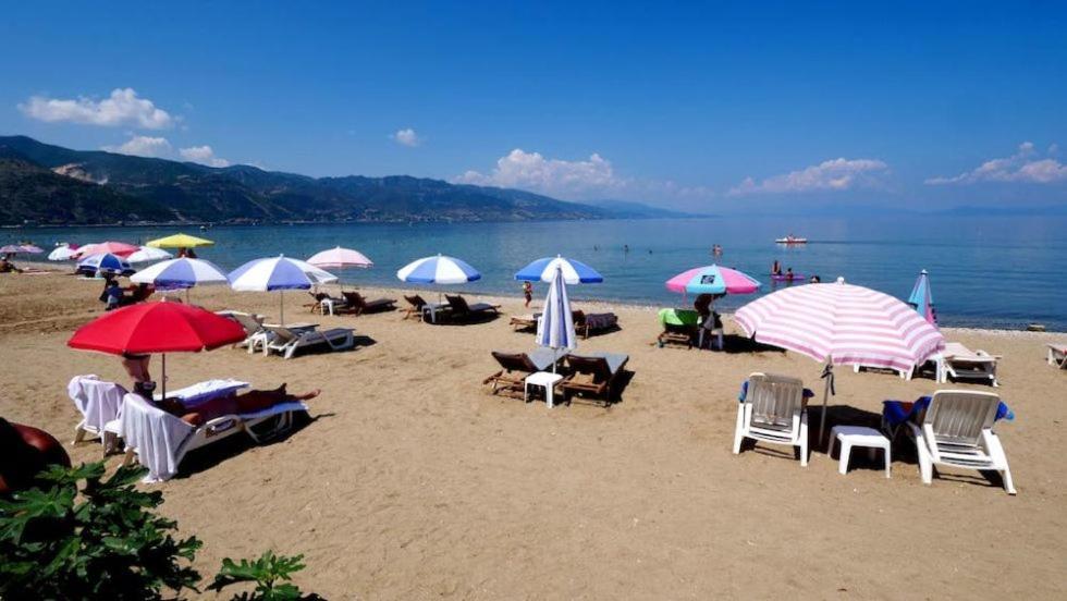 Sirena Hotel Tushemisht Dış mekan fotoğraf