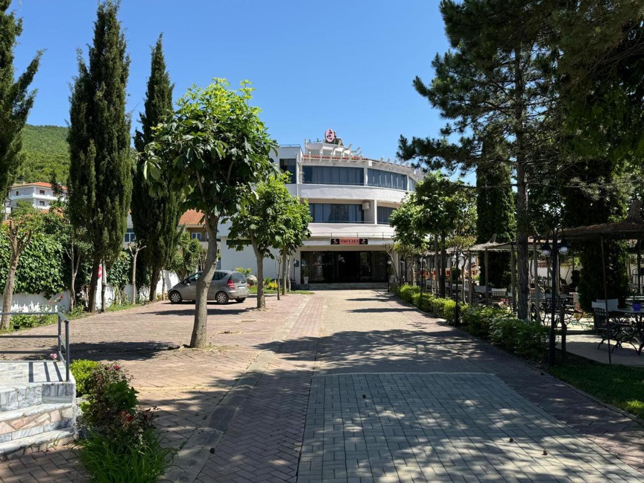 Sirena Hotel Tushemisht Dış mekan fotoğraf