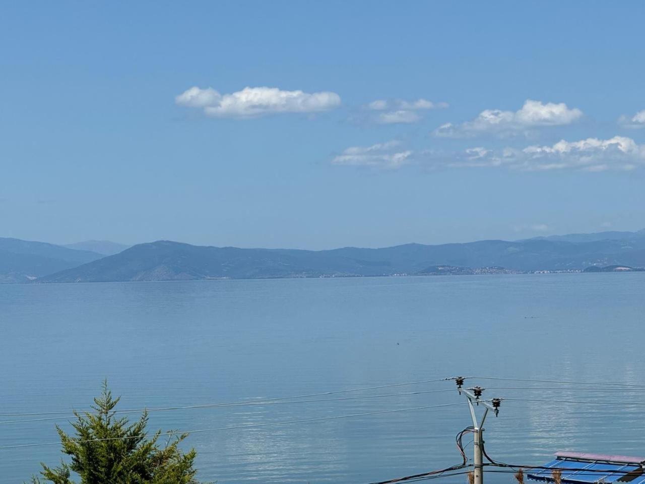 Sirena Hotel Tushemisht Dış mekan fotoğraf