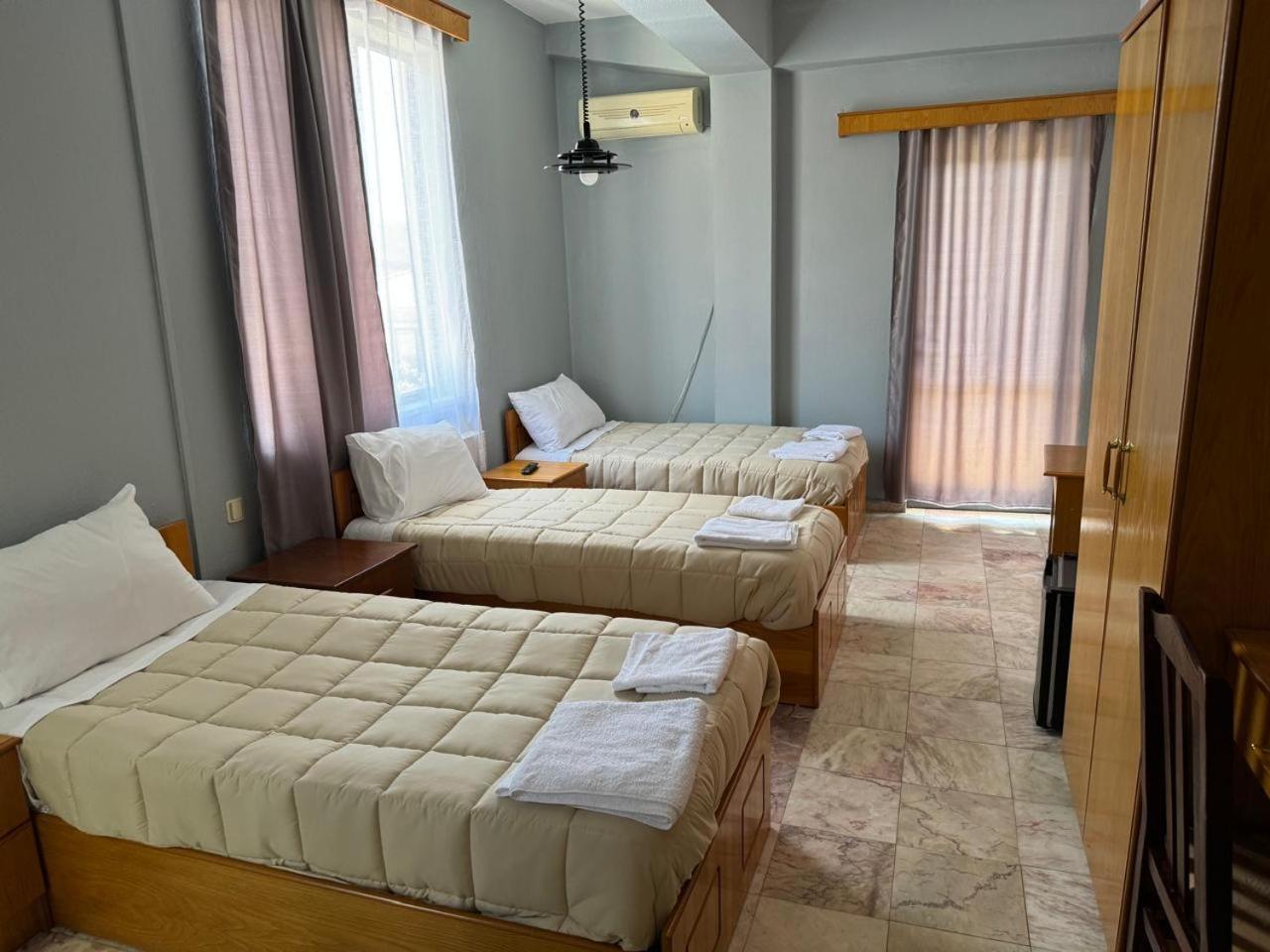 Sirena Hotel Tushemisht Dış mekan fotoğraf