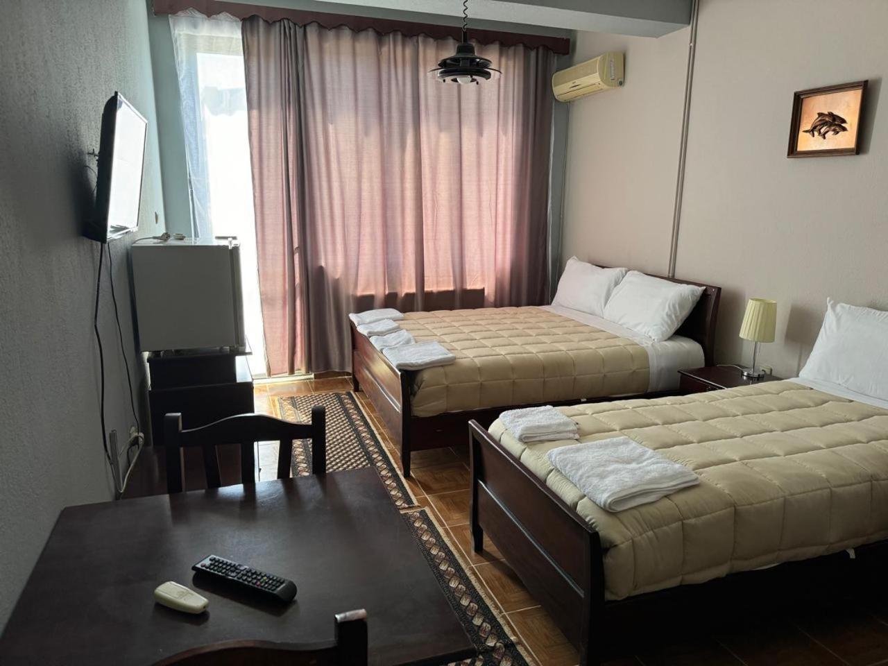 Sirena Hotel Tushemisht Dış mekan fotoğraf