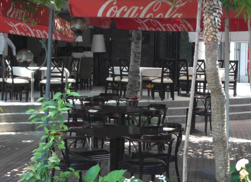 Sirena Hotel Tushemisht Dış mekan fotoğraf