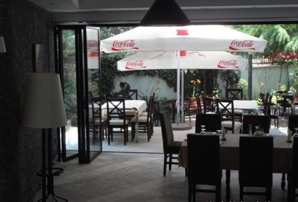 Sirena Hotel Tushemisht Dış mekan fotoğraf
